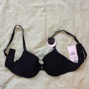NWT!! Chantelle underwire w/option to cross straps